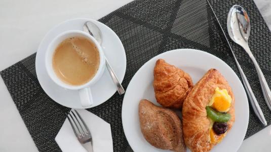 Admiral Suites Bangkok - 3