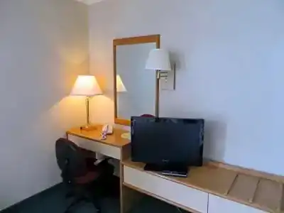 Homestyle Inn and Suites - 31