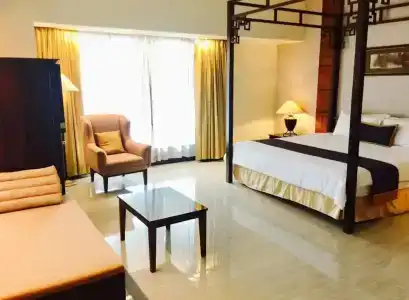 Indra Regent - 62