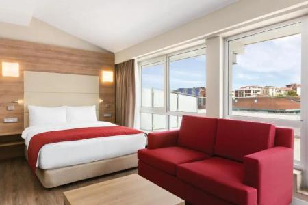Ramada Encore Istanbul Kartal - 17
