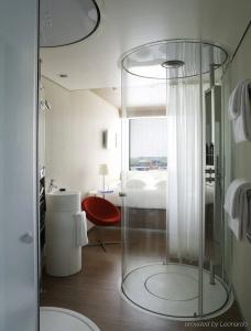 citizenM Schiphol Airport - 5