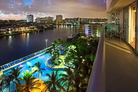 DoubleTree Resort Hollywood Beach - 72