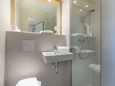 Première Classe Sud - Barjouville - 33
