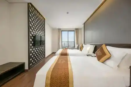 Cosmos Danang - 19