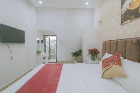 Ngan Pho Studio & - 99