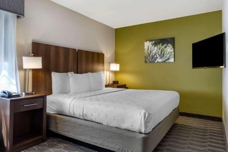 Best Western North Phoenix - 43