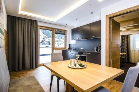 Garni Persutt - 3