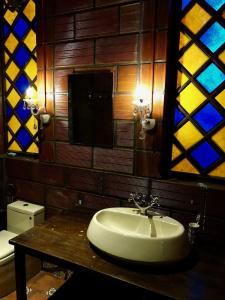 Golden Lotus Bangalore Boutique Suites - 74