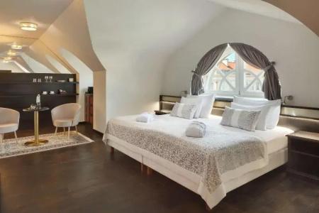 Savoy by Prague Castle - Free Garage Mo - Sun - 76