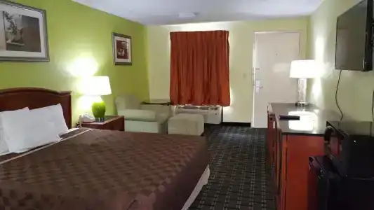 American Inn - 24