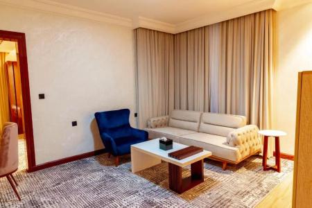 Ivory Inn - 62