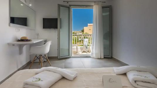 Olea Bay - 85