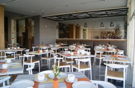 Velvet Plaza - 32
