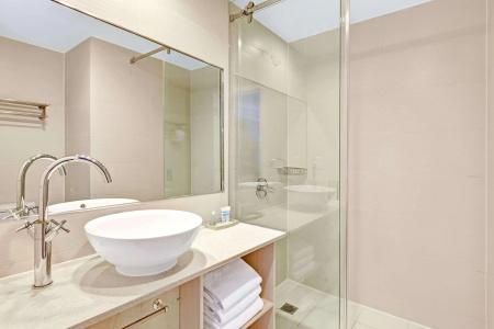 Wyndham Garden Long Island City - 31