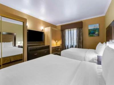 Best Western Royal Sun Inn & Suites - 78