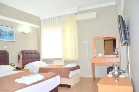 Elit Corlu - 52