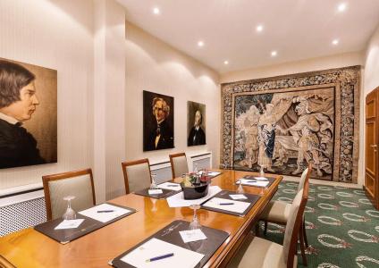 Best Western Premier Grand Russischer Hof - 35