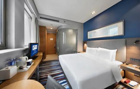 Holiday Inn Express Chongqing Guanyinqiao , an IHG - 59