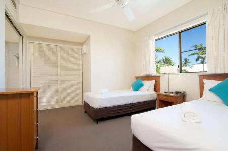 Mowbray By The Sea - 3
