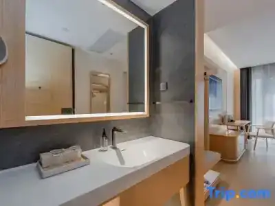 Jianguo  Hidden   (shanghai hongqiao station  and exhibition center) - 15
