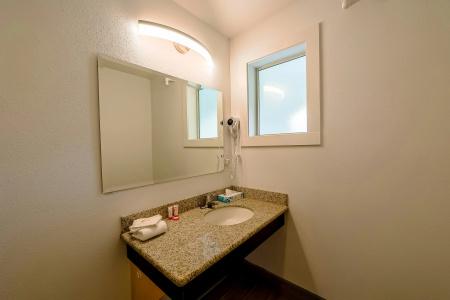Newport Inn By Oyo - Hwy 101 - 49