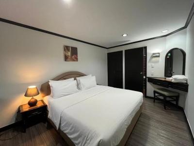Yellow Ribbon Hills Boutique Suites - 69