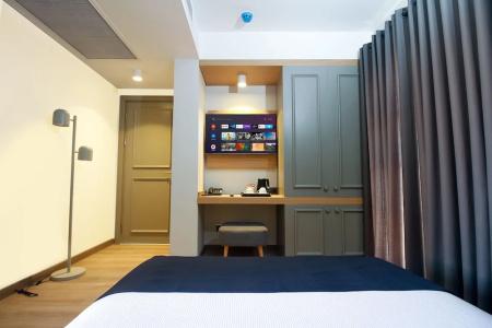 Mellow Blue & Restaurant - 2
