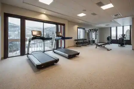 DoubleTree by Hilton - The Yarrow - 18