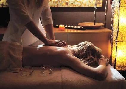 Royal Casino Spa & Resort - 50