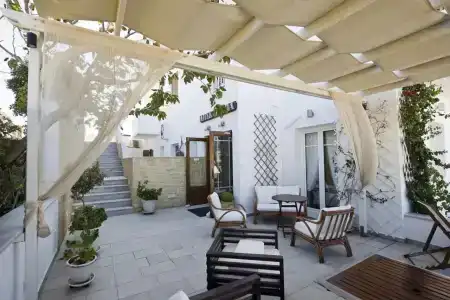 Ostria - 8