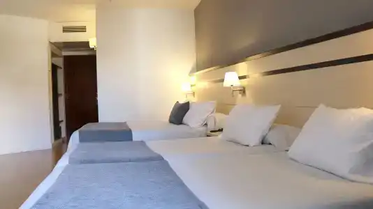 Golden Port Salou & Spa - 4