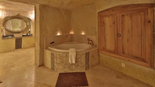 Golden Cave Suites - 176