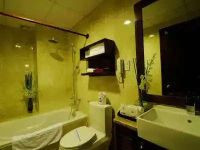 Asian Ruby Boutique bùi Thị Xuân - 9