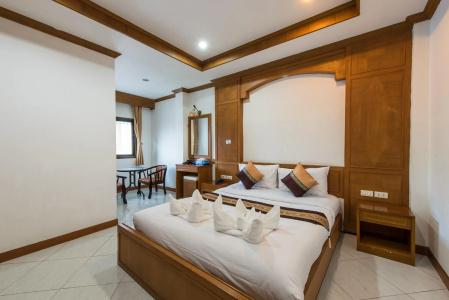 Magnific Guesthouse Patong - 57