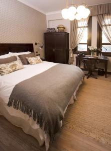 Boutique Castillo Rojo - 156