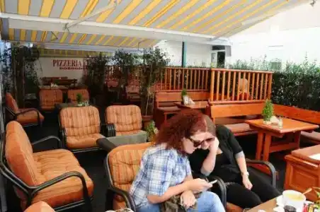 Budva Inn Guest House - 10