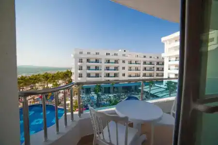 Grand Blue Fafa Resort & Spa - 6