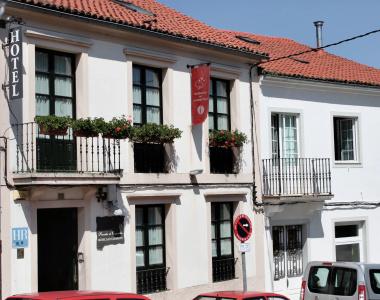 San Clemente by Pousadas de Compostela - 0