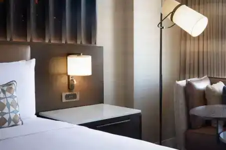 Renaissance Dallas - 99