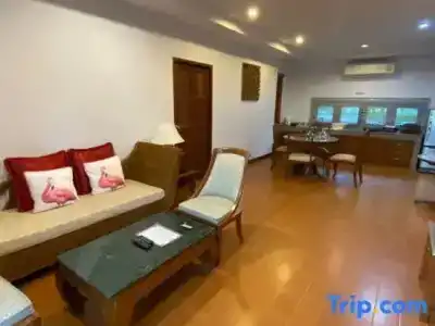 Sailom Bangsaphan - 84