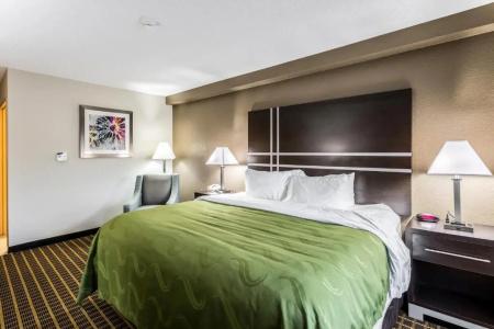 Quality Inn & Suites I-10 - 26
