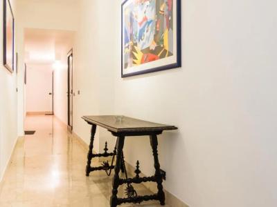 Suite in Center - 74