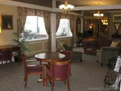 Provincetown Inn - 10