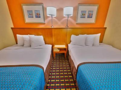 Seashire Inn & Suites - 56