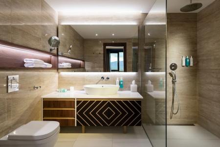Kings Valley Medical & Spa - 77