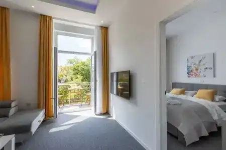 Tesla Boutique  & Rooms - 46