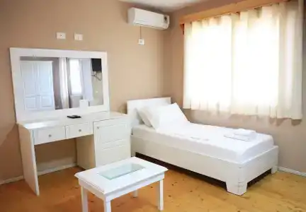 Drymades Bungalows - 4