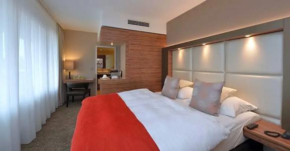 Best Western Plus Delta Park - 67