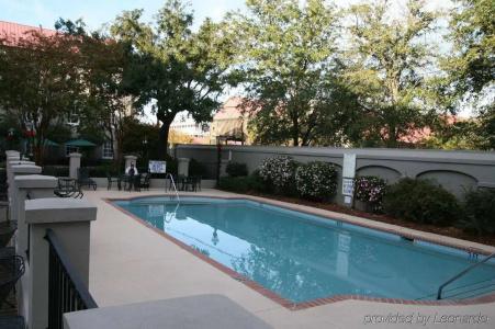 Hampton Inn Charleston-Historic District - 16