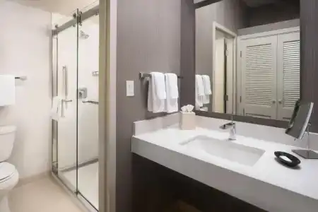 Courtyard by Marriott Phoenix - 49